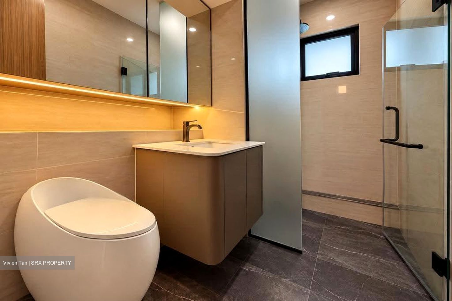 Blk 234 Hougang Avenue 1 (Hougang), HDB Executive #634655291